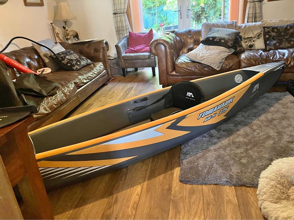 Kayak inflatable tomahawk