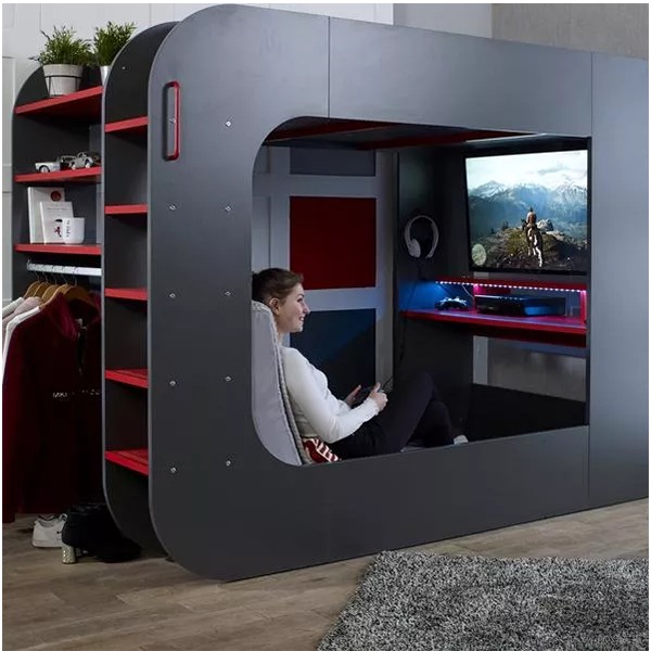 CLEARANCE SALE-ULTIMATE GAME BED