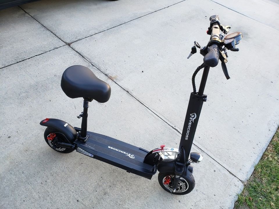 Electric Scooter, Electric Scooter for Adults with 800W Motor, Up to 28MPH & 25 Miles